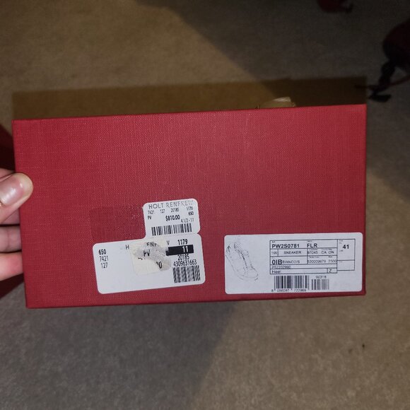 VALENTINO Garavani "Rockstud" Sneakers Size 10 - Picture 5 of 6